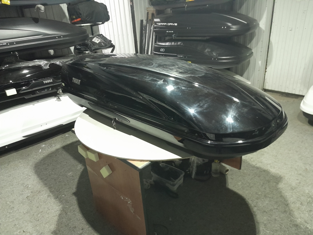 Aвтобокс Thule Motion 800 чёрный глянец б/у