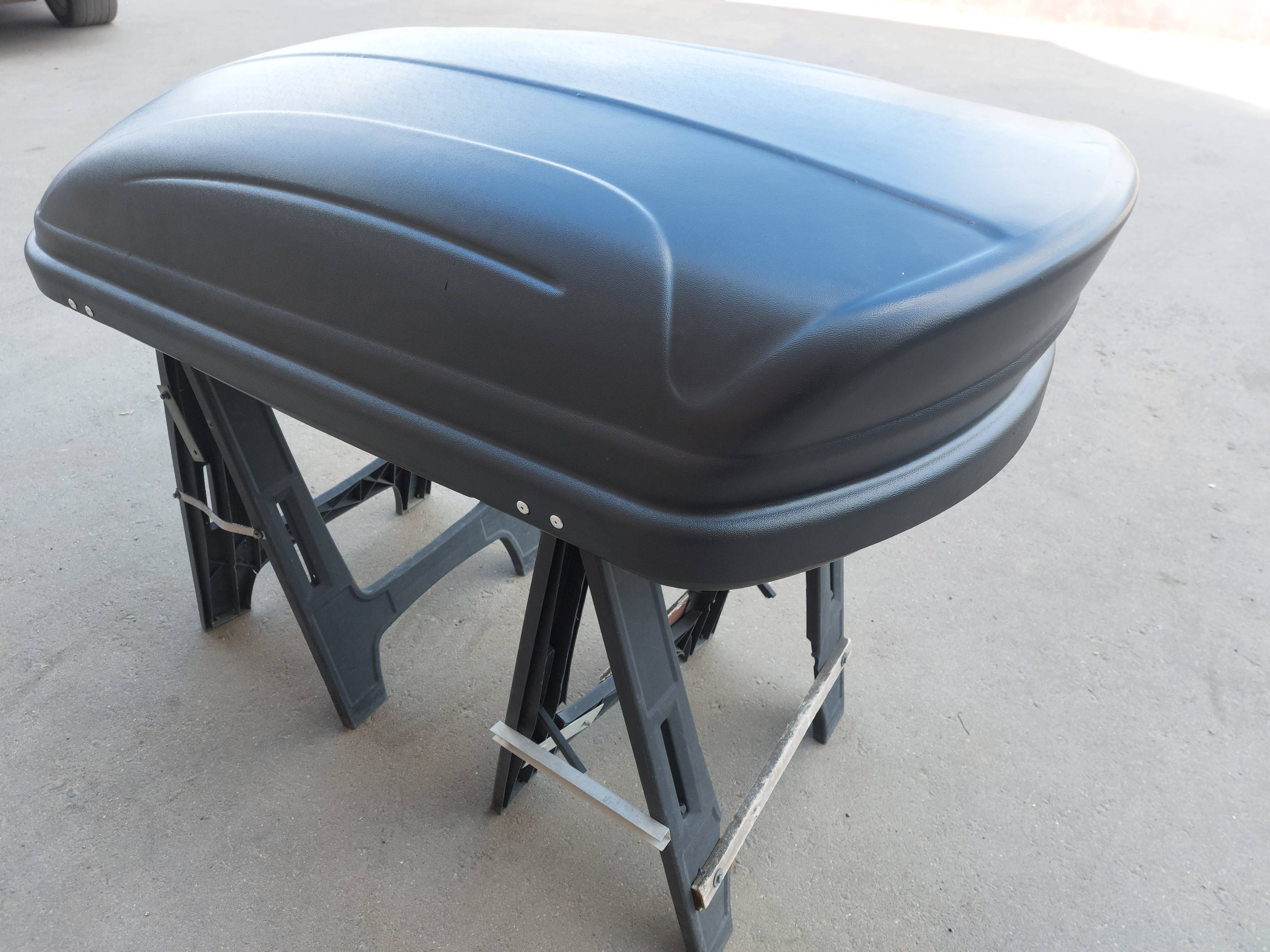 Автобокс на крышу Triton 400 black matte (Тритон 400 чёрный матовый)