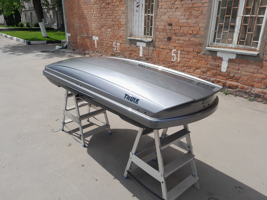 Автобокс Thule Dynamic 900 серый глянцевый Б/У
