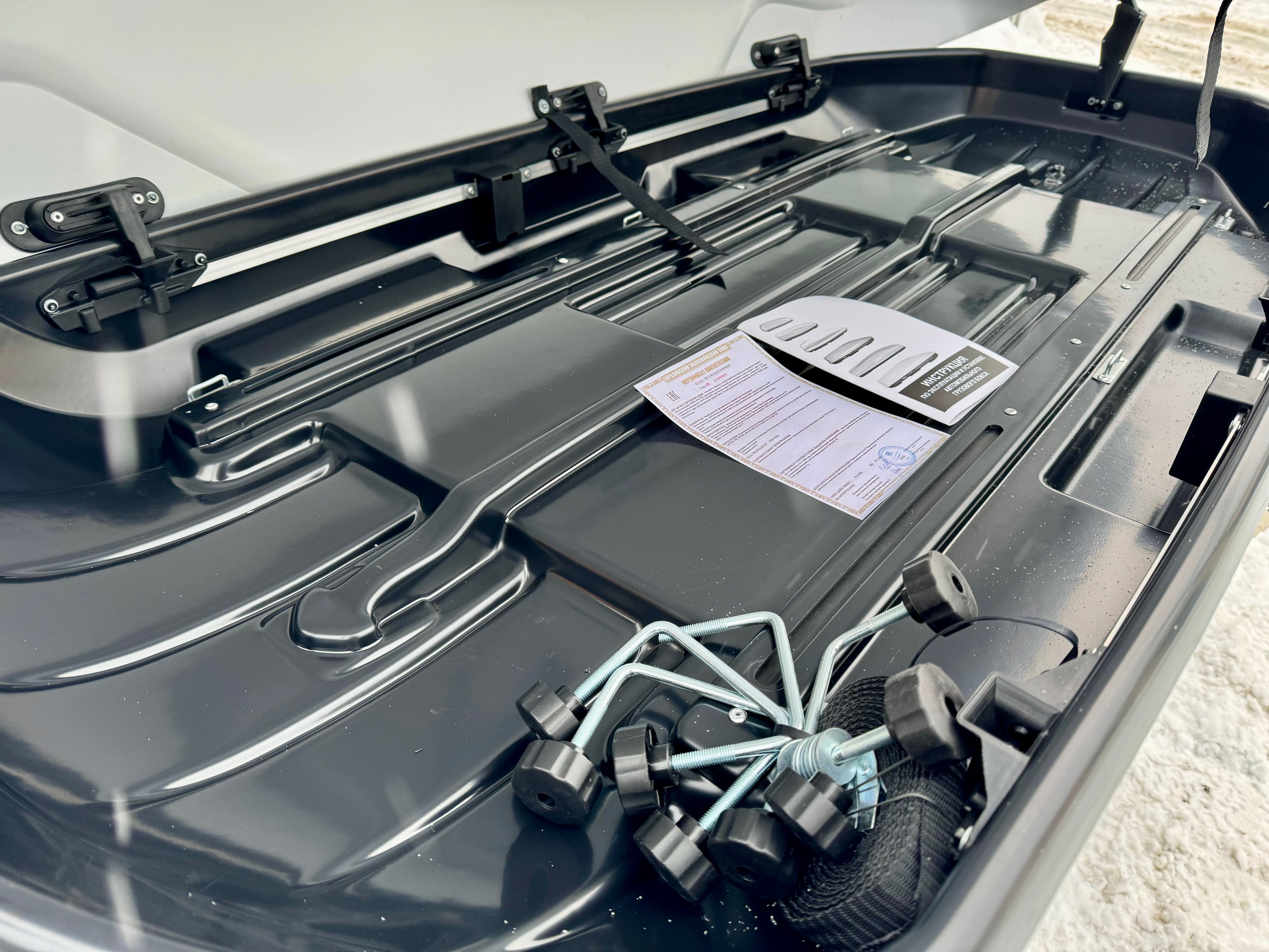 Автобокс на крышу Saturn 480 black matte DUO NEW UF (Сатурн 480 черный матовый ДУО НЬЮ УФ)