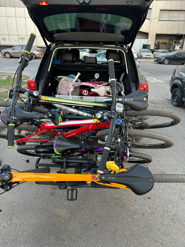 Велоплатформа WellTour 4 на фаркоп для 4 велосипедов