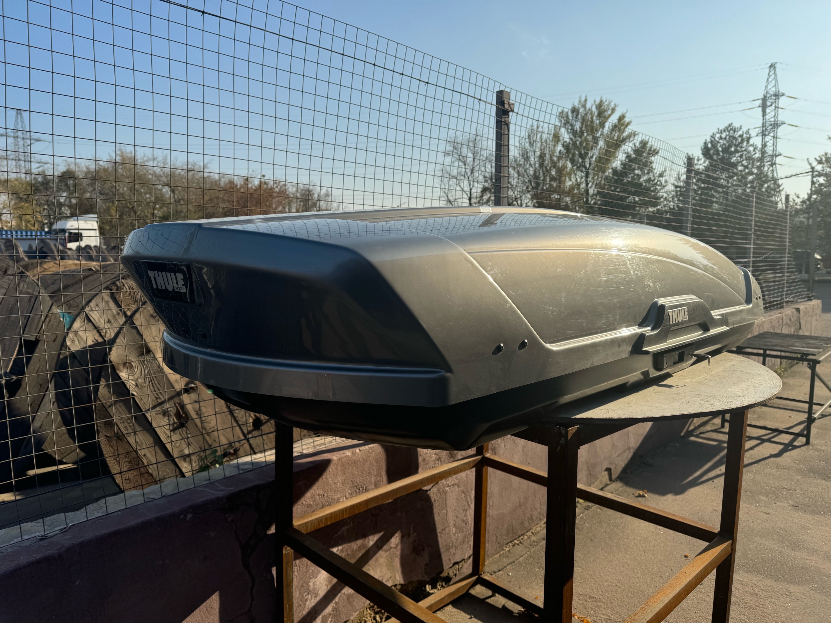 Автобокс Thule Motion XT XL серый глянцевый Б/У