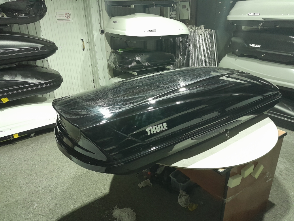 Aвтобокс Thule Motion 800 чёрный глянец б/у