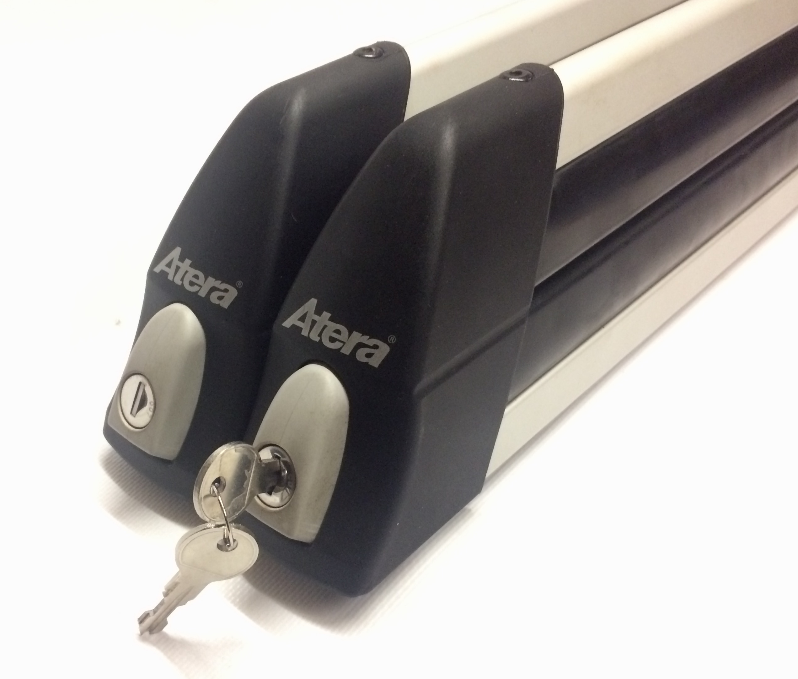 Крепление для лыж Atera Nova 4  б/у