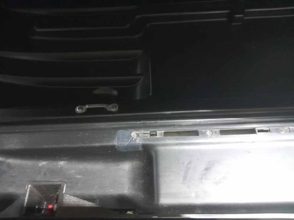 Aвтобокс Thule Motion 800 чёрный глянец б/у