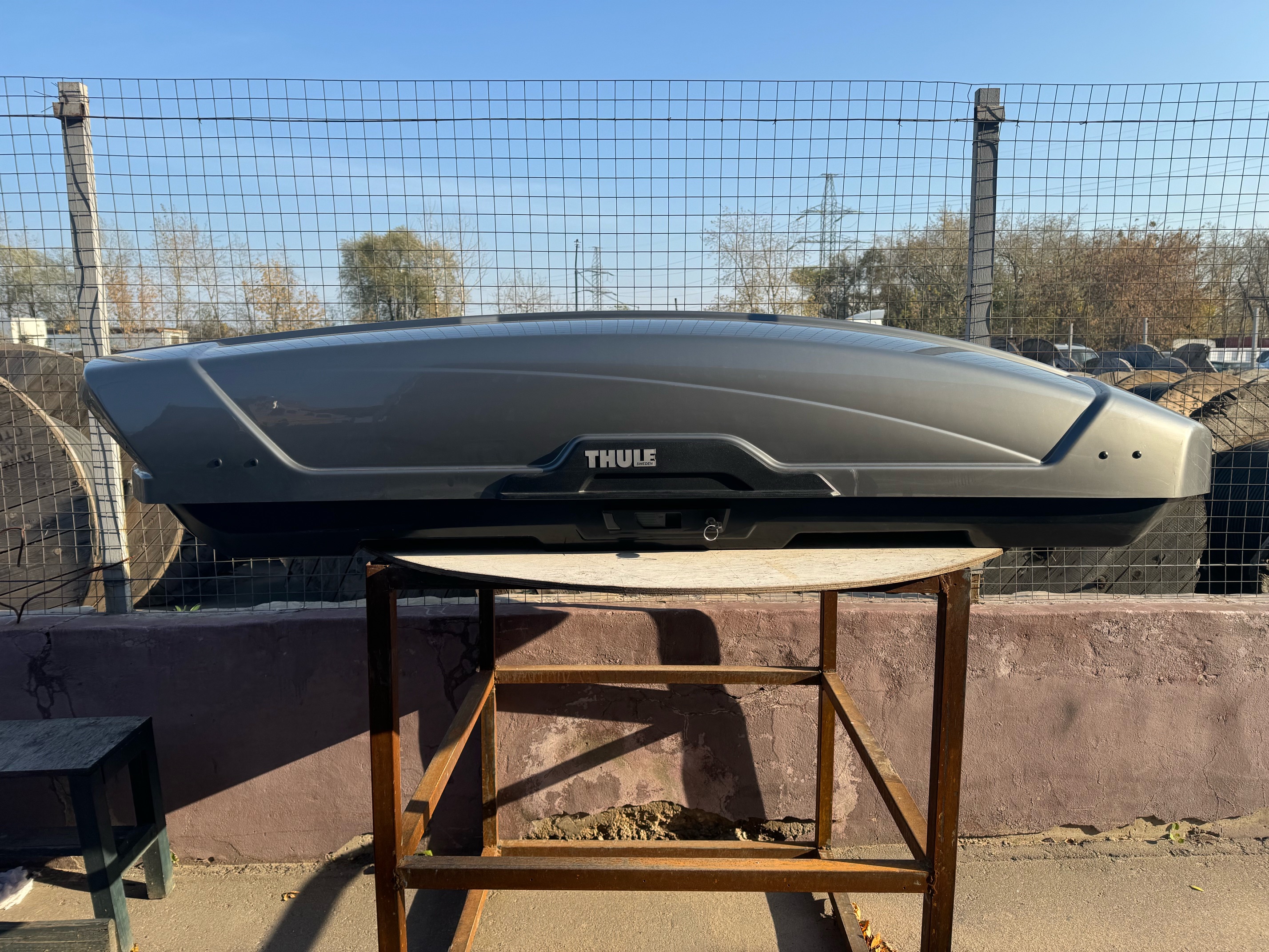 Автобокс Thule Motion XT XL серый глянцевый Б/У