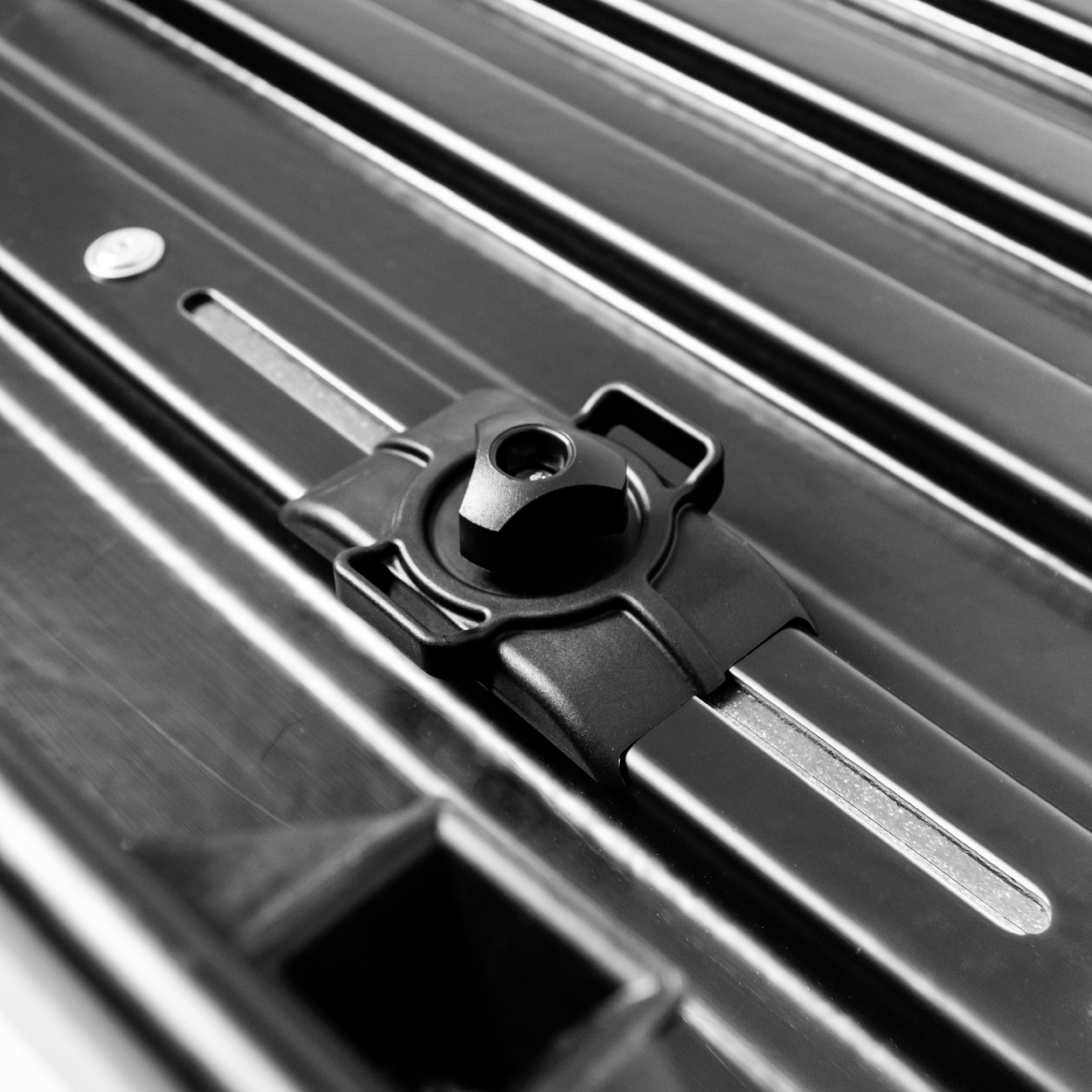 Бокс LUX TAVR 197 серый глянцевый 520L (1970х890х400)