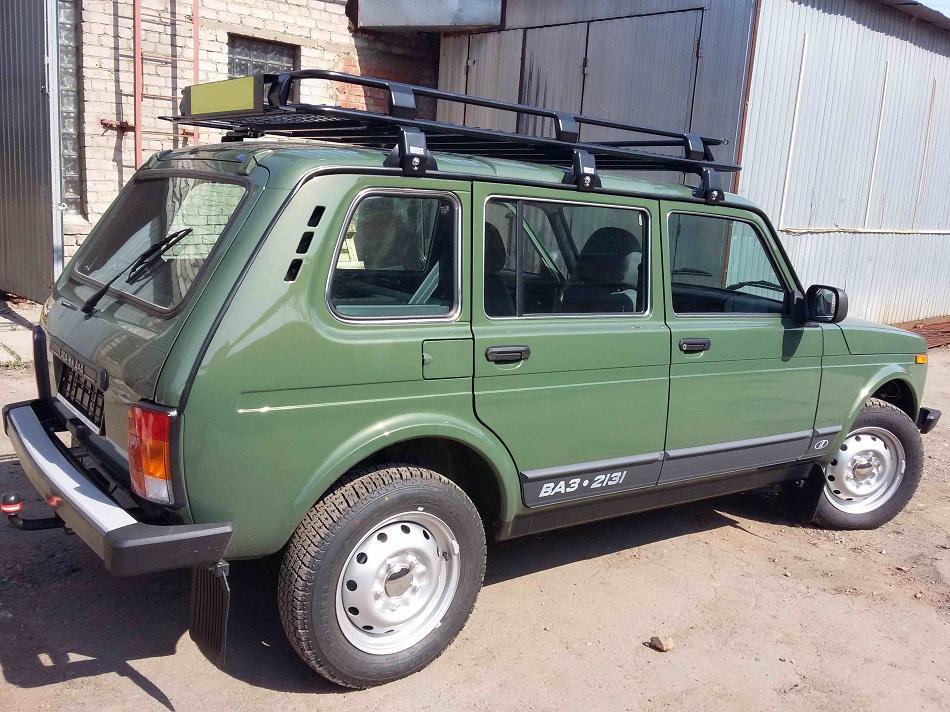 Грузовая корзина ED для ВАЗ 2131 с сеткой на крышу автомобиля