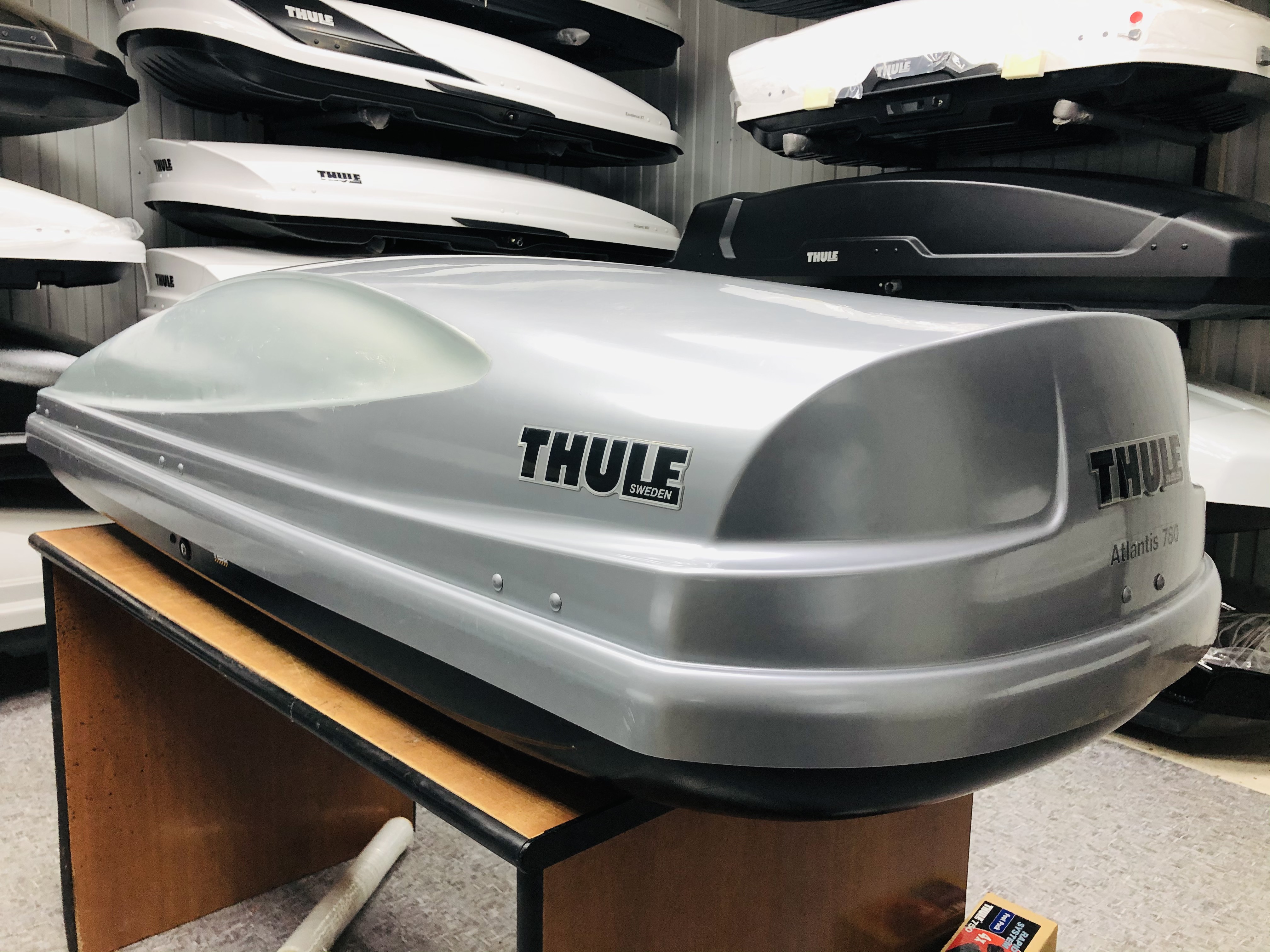 Автобокс Thule Atlantis 780 серый глянцевый Б/У