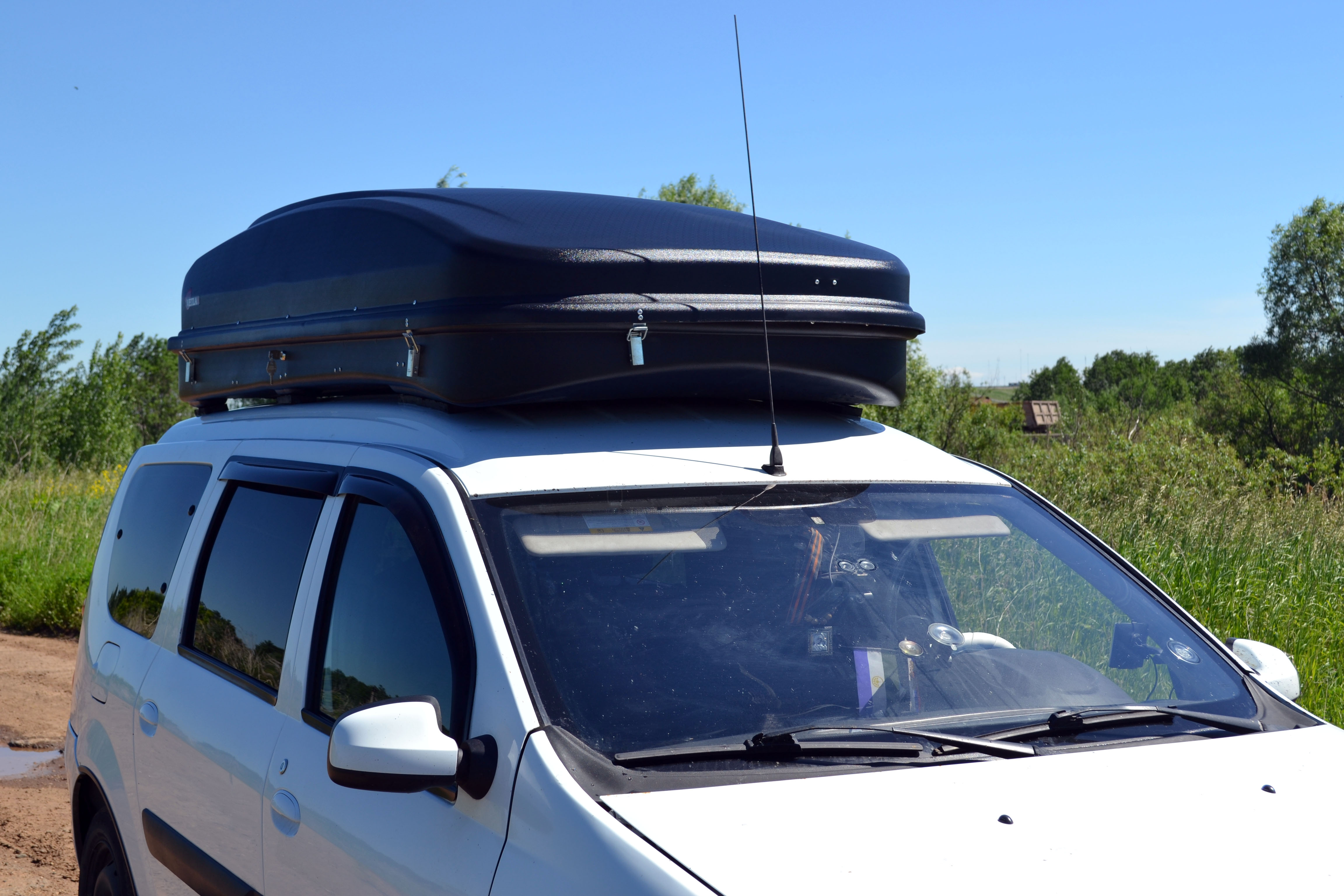 Автобокс Тритон Triton 1100 черный матовый на Лада Ларгус