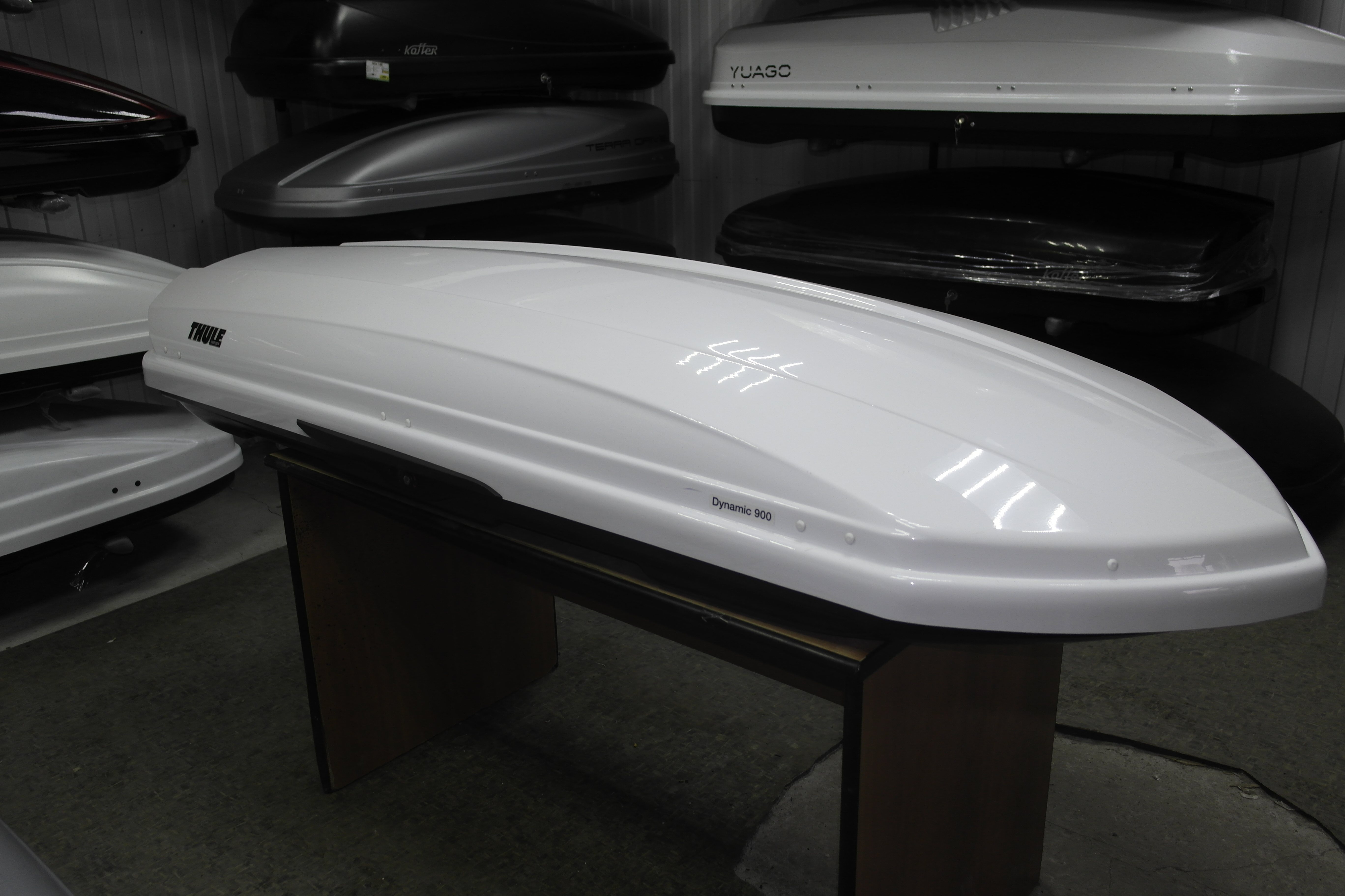 Автобокс Thule Dynamic 900 белый глянец Б/У