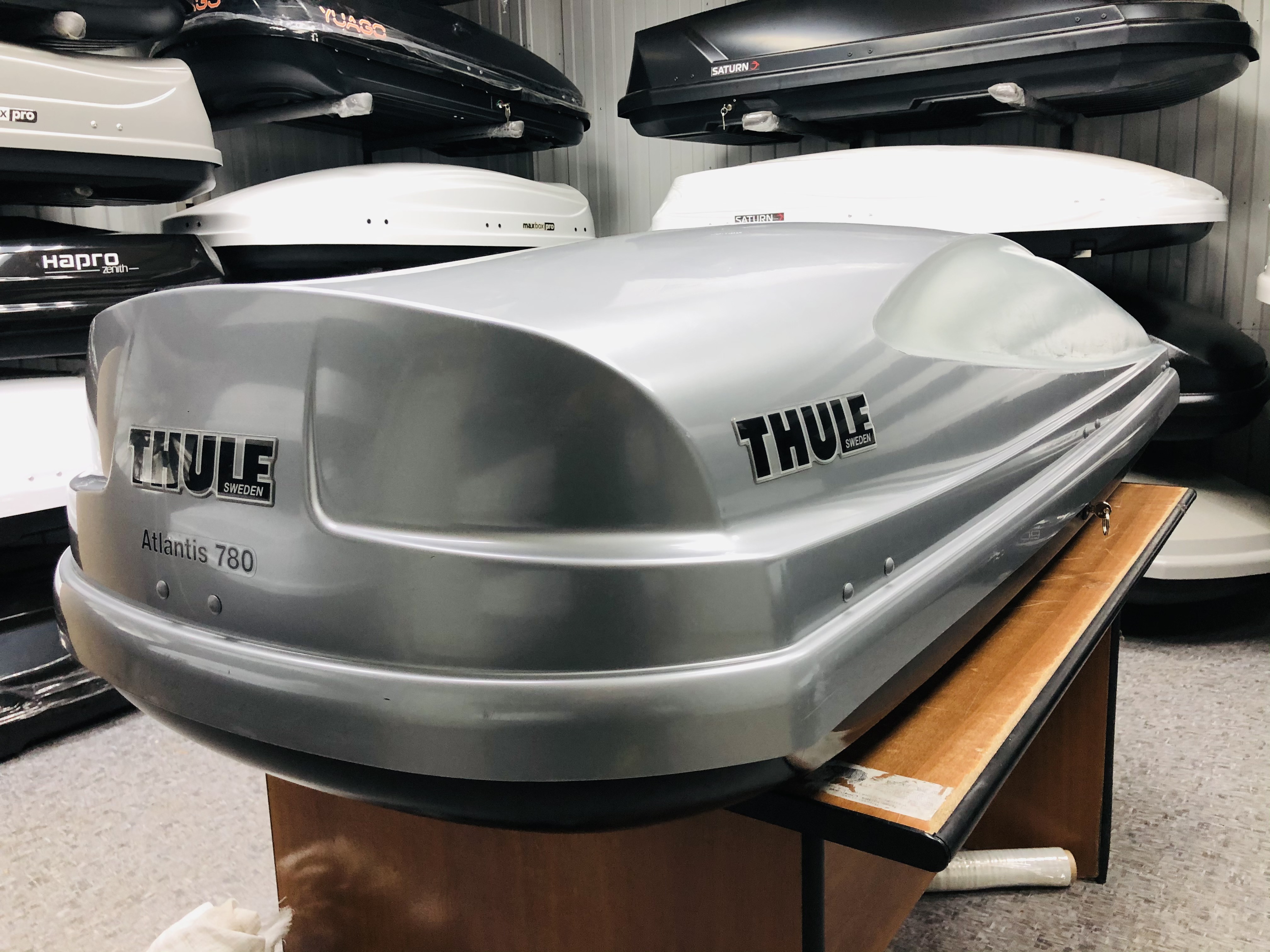 Автобокс Thule Atlantis 780 серый глянцевый Б/У