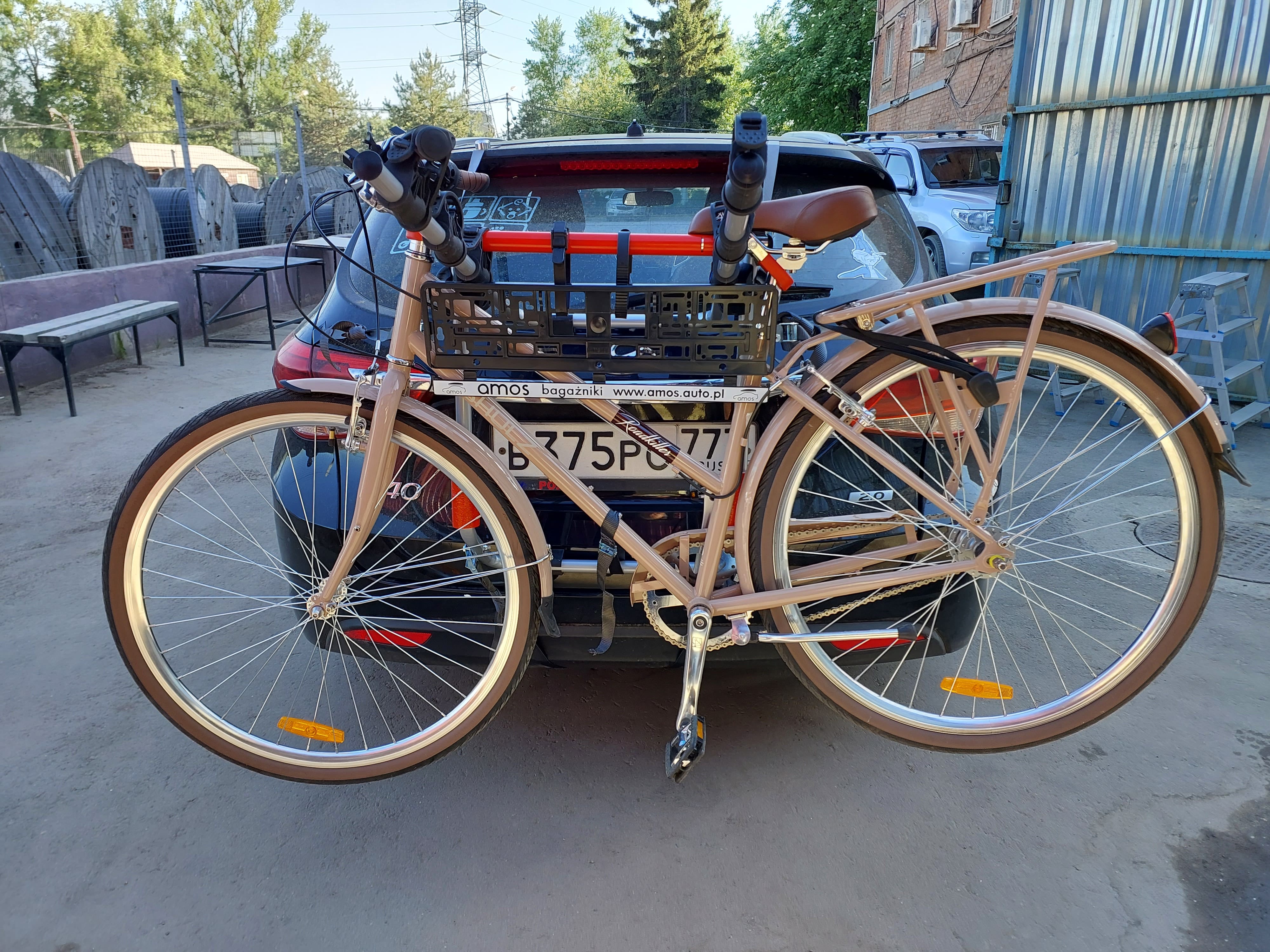 Велокрепление Amos Weekend 3 на заднюю дверь