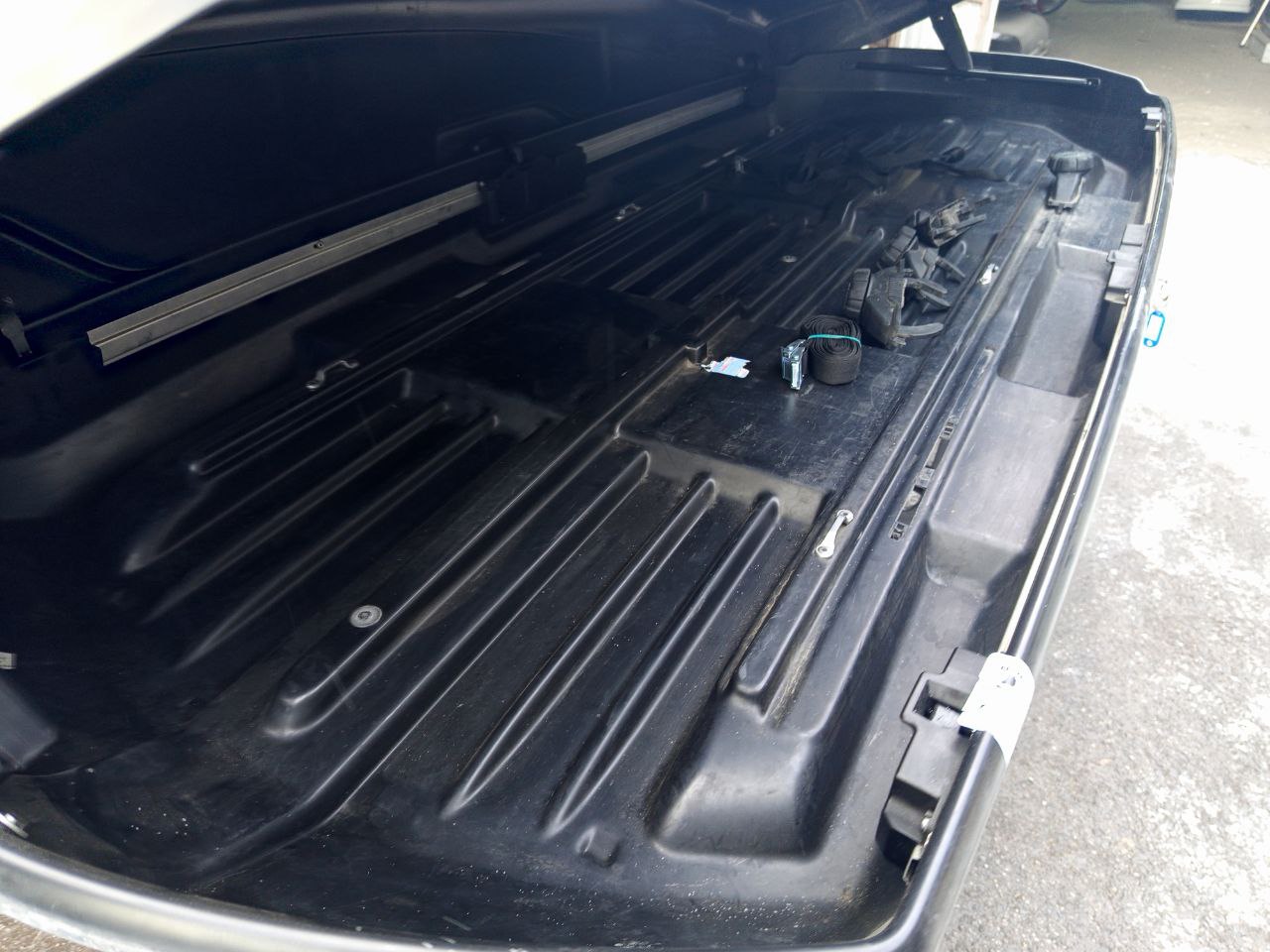 Автобокс Thule Motion XT XXL чёрный глянцевый В 002 Э