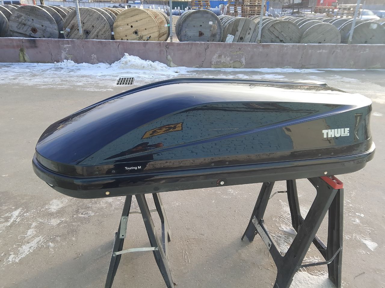 Автобокс Thule Touring M чёрный глянец Б/У 001 Э