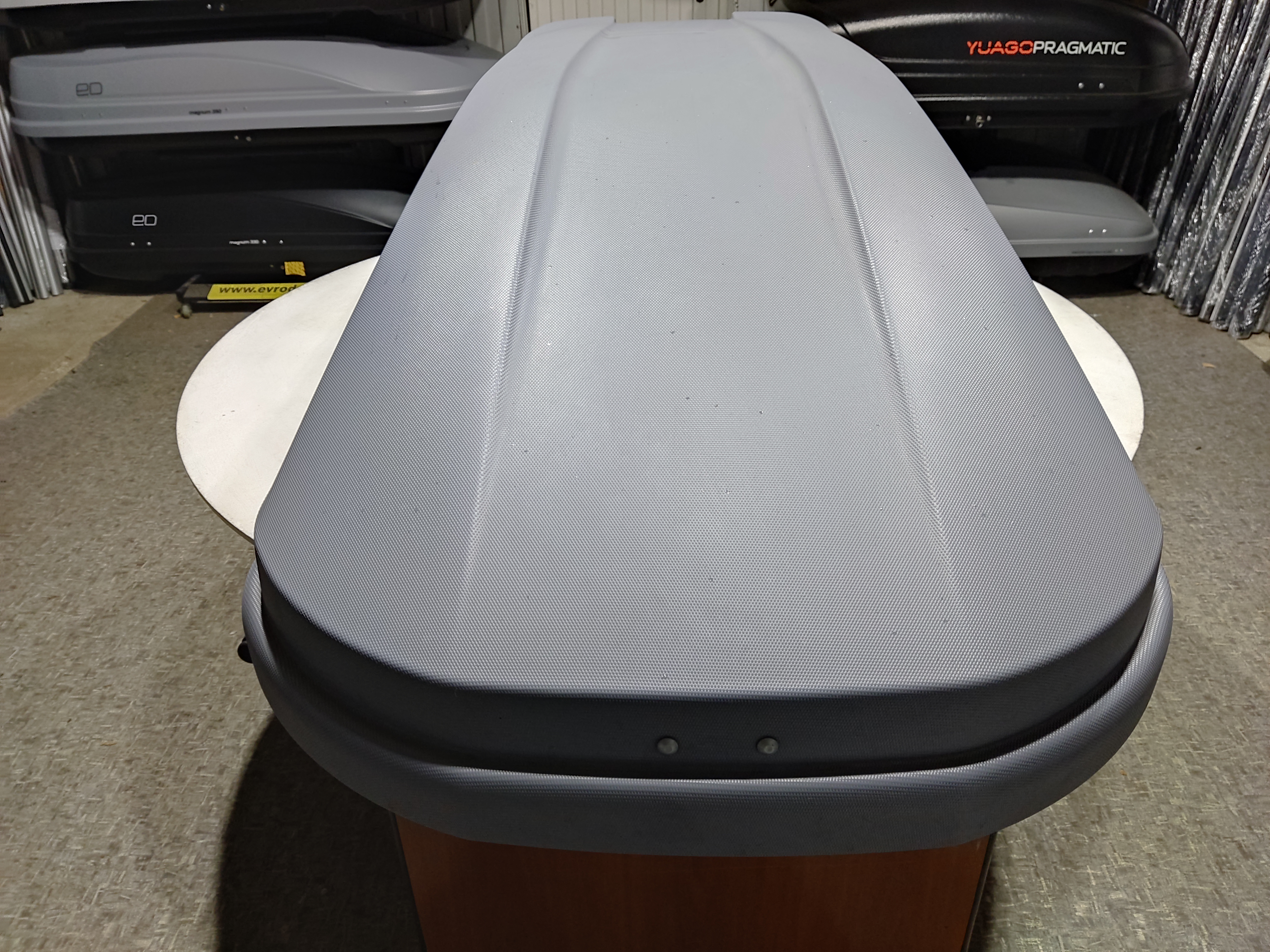 Автобокс Thule Touring 780 серый матовый Б/У