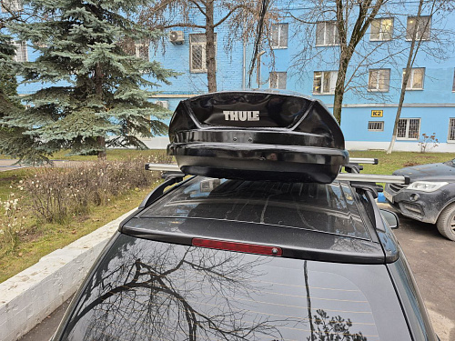 Автобокс Thule Motion 200 чёрный глянцевый Б/У Э-4