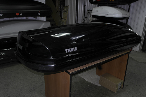 Автобокс Thule Atlantis 900 чёрный глянцевый Б/У