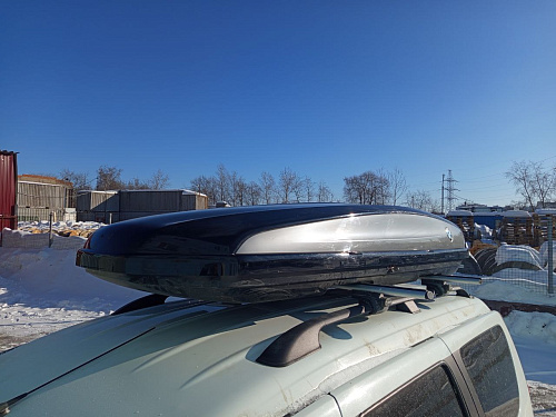 Автобокс BMW чёрный/серый глянцевый двусторонний