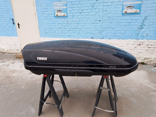 Автобокс Thule Motion 200 чёрный глянцевый Б/У 002 Э