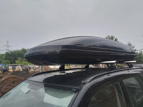 Автобокс Thule Motion 900 чёрный глянец б/у