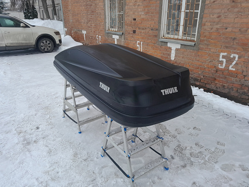 Автобокс Thule Touring 780 чёрный глянцевый Б/У