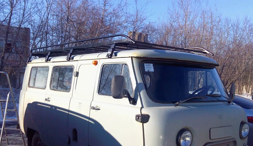 Грузовая платформа ED для УАЗ 3741, 2206 (микроавтобус) с сеткой