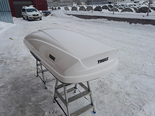 Автобокс Thule Motion 800 белый глянцевый Б/У ремонтный